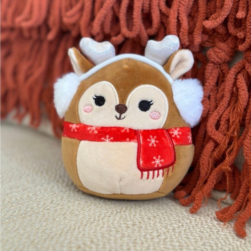 Darla the reindeer 4.5” squishmallow